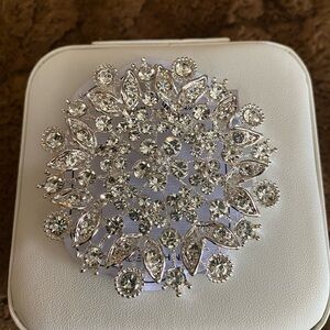 Elegant Wedding Bridal Scarf Silver Crystal Brooch